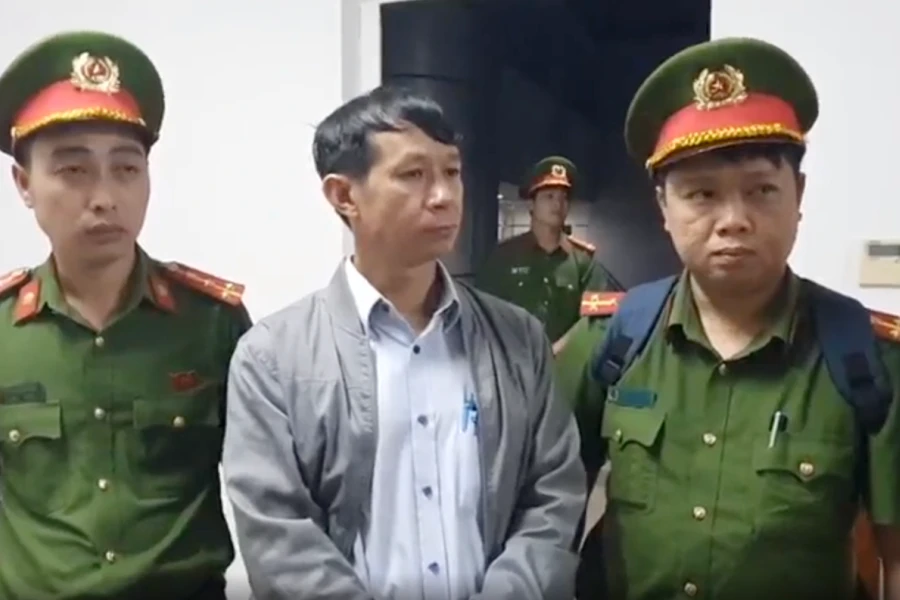 Vụ án tán sỏi thận bằng máy Laser hỏng: Khởi tố, bắt tạm giam hai lãnh đạo khoa tại Bệnh viện Đa khoa vùng Tây Nguyên