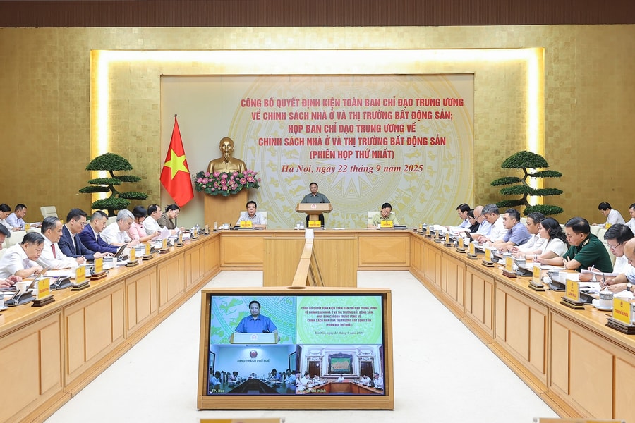 Thủ tướng Chính phủ Phạm Minh Chính đảm nhận thêm nhiệm vụ