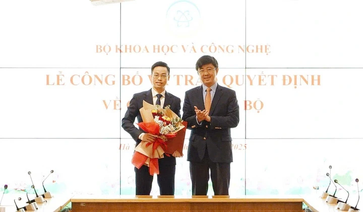 Ông Trần Quang Hưng được giao Quyền Giám đốc Trung tâm Công nghệ thông tin-Bộ KH&CN