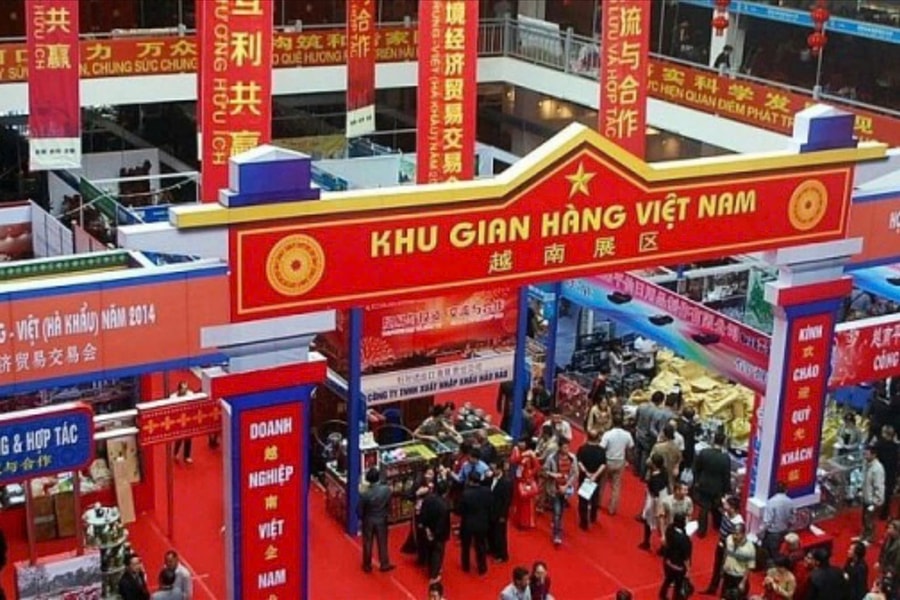 Thủ tướng yêu cầu đẩy mạnh xuất khẩu, hướng tới tăng trưởng trên 12% năm 2025