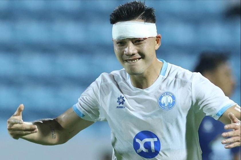 Lâm Ti Phông tỏa sáng, Nam Định ra quân thắng lợi tại Cúp C1 Đông Nam Á