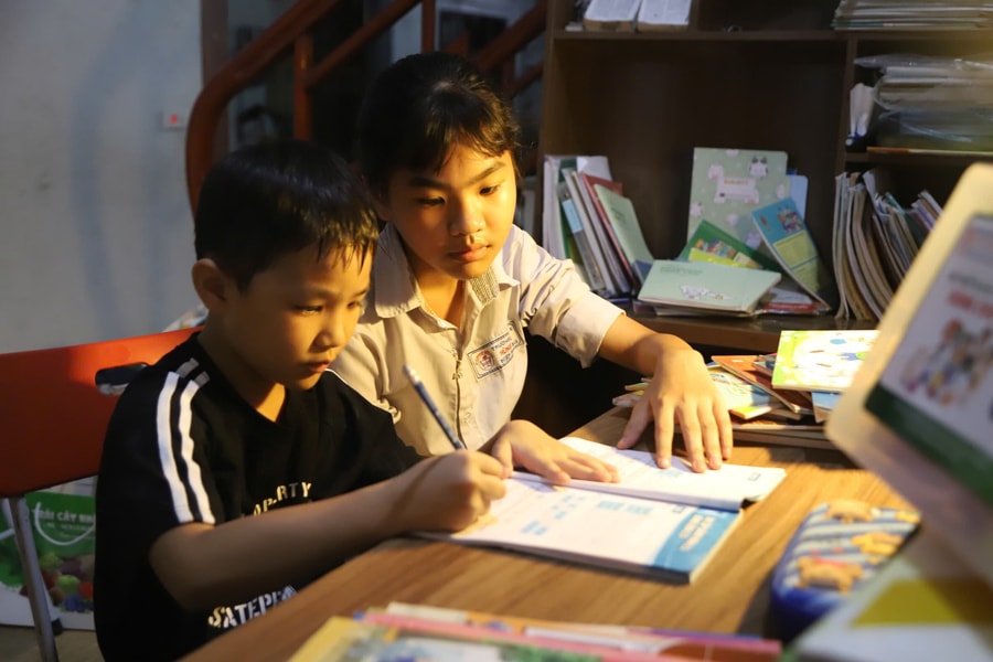 Miễn học phí từ năm học 2025-2026: Một chính sách, triệu niềm vui