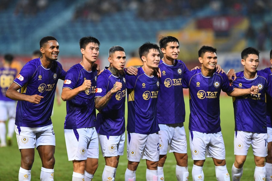 Ngoại binh tỏa sáng, Hà Nội FC vượt qua Thanh Hóa 2-1 để 'giải hạn' mùa giải mới