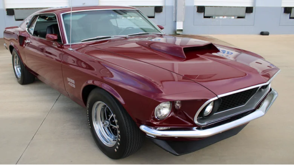 Mustang Boss 429 đời 1969 được rao bán lần đầu sau 56 năm