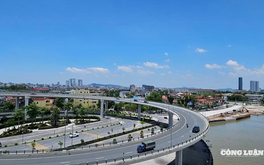 Hải Phòng - Thành phố Anh hùng rạng rỡ bước vào kỷ nguyên mới: Bài 2: Đô thị thành phố Cảng vươn tầm thần tốc