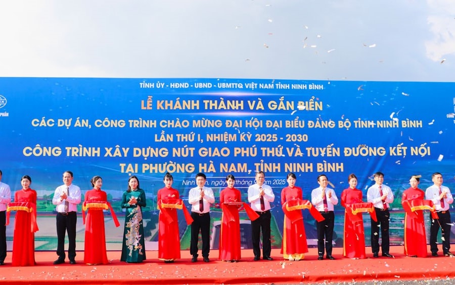 Ninh Bình: Khánh thành và gắn biển công trình xây dựng giao thông trọng điểm gần 1.400 tỷ đồng