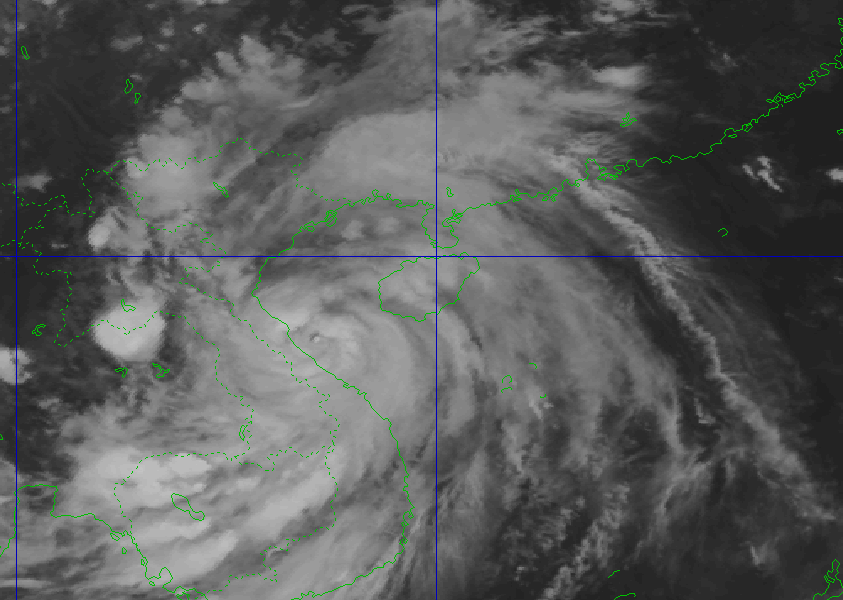 Bão số 10 tiến vào Nghệ An - Hà Tĩnh, cảnh báo gió giật cực mạnh