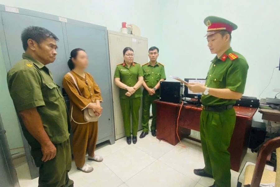 Chiếm đoạt tiền tạm ứng của 198 bệnh nhân, nữ kế toán bệnh viện bị khởi tố