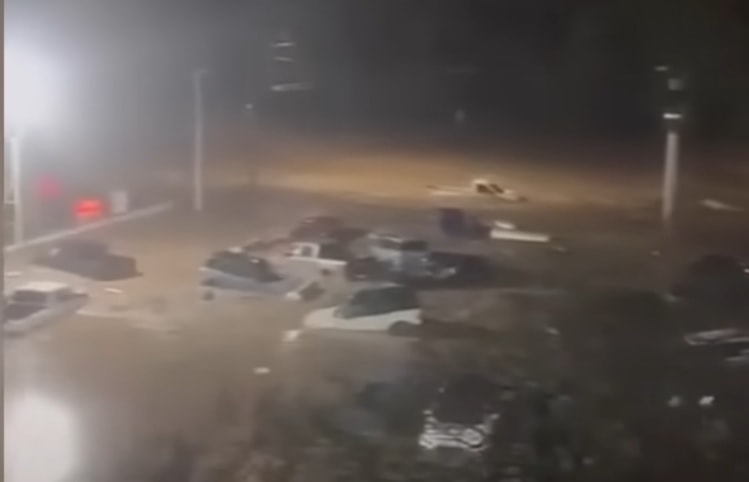 Lũ lụt 'chưa từng có' ở bang Arizona của Mỹ, nhiều người thiệt mạng và mất tích