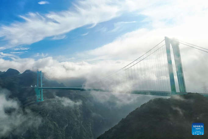 Trung Quốc khánh thành cầu cao nhất thế giới