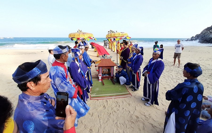 Bảo tồn và phát huy Lễ hội Cầu ngư Vạn đầm Xương Lý và Lễ hội Katê của người Chăm