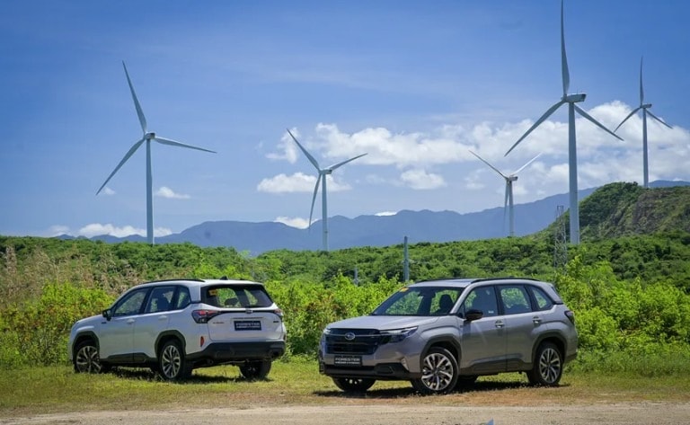 Subaru Forester Hybrid 2026 giá quy đổi từ hơn 1,1 tỷ đồng