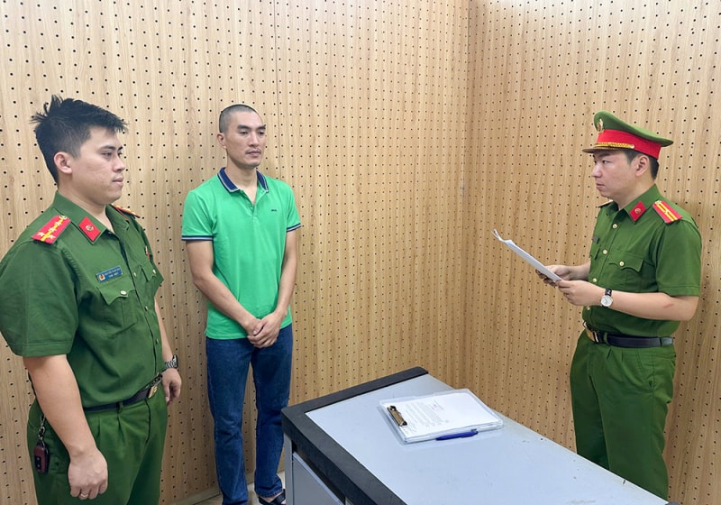 Nguyên cán bộ ngân hàng lừa đảo, chiếm đoạt gần 8 tỷ đồng để đánh bạc