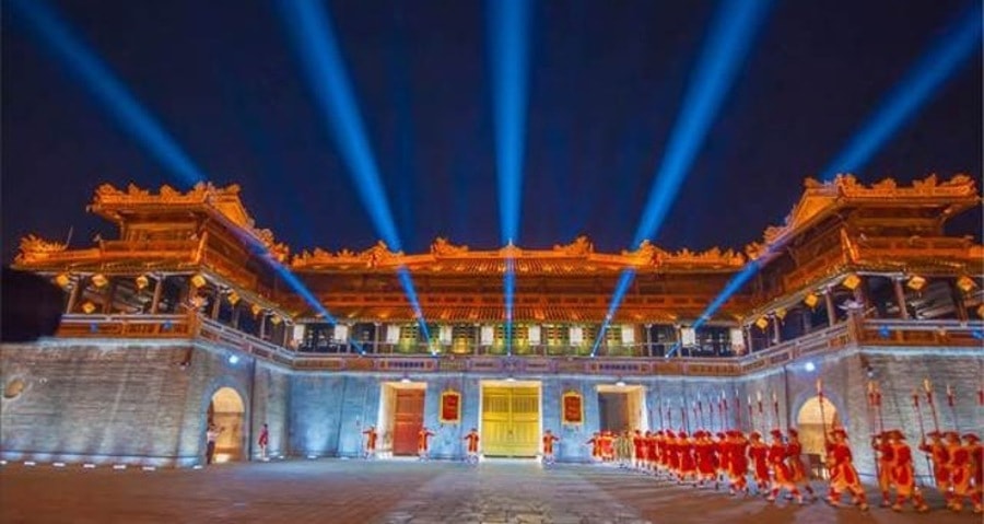 Huế không thu phí du khách trải nghiệm Trung thu Hoàng cung