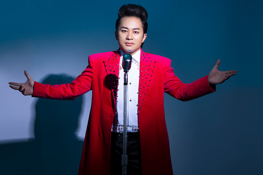 Nghệ sĩ Việt Nam đồng hành cùng người dân khắc phục hậu quả bão số 10