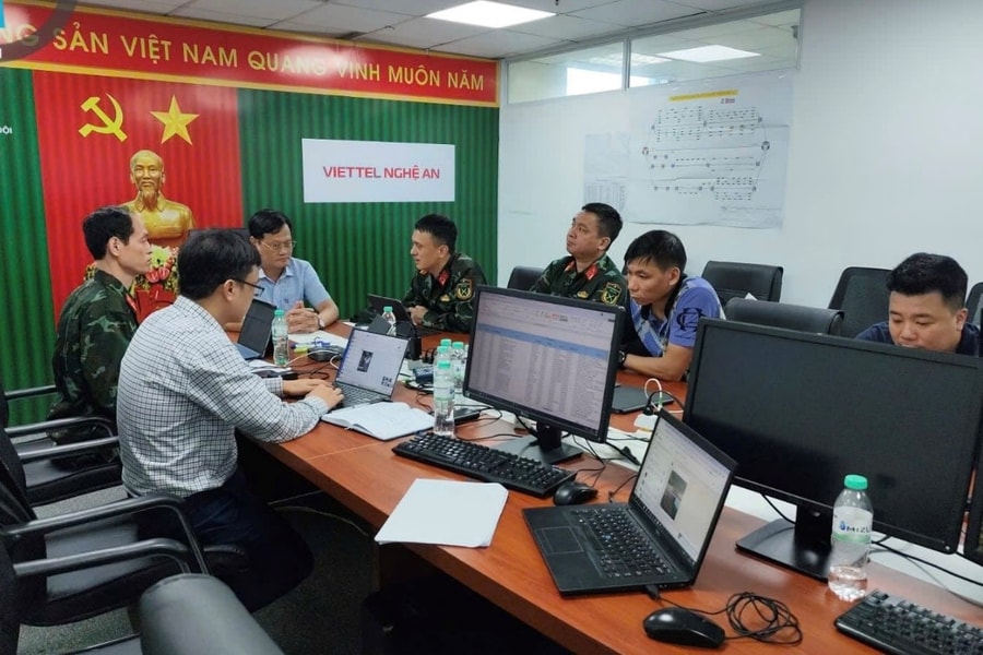 Viettel triển khai nhiều chính sách hỗ trợ khách hàng bị ảnh hưởng bão số 10