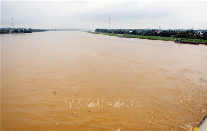 Khẩn trương ứng phó lũ đặc biệt lớn trên sông Thao và vận hành an toàn hồ Thác Bà