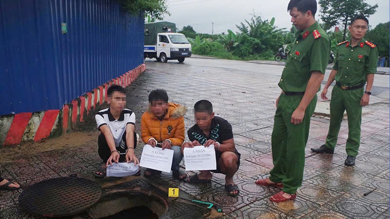 Quảng Ngãi: Bắt giữ 8 đối tượng cắt trộm dây cáp ngầm trị giá hàng trăm triệu đồng