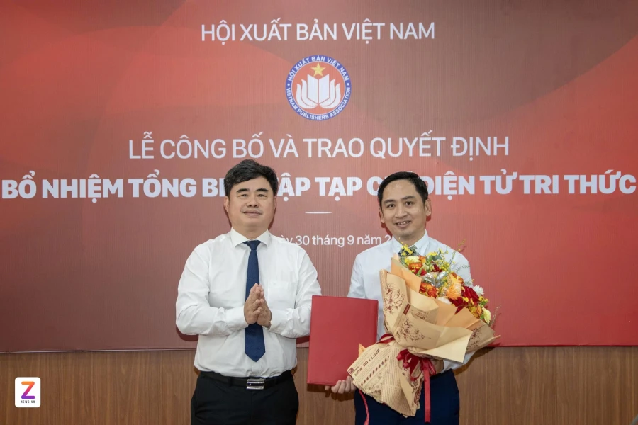 Ông Lâm Quang Hiếu giữ chức Tổng biên tập Tạp chí điện tử Tri Thức