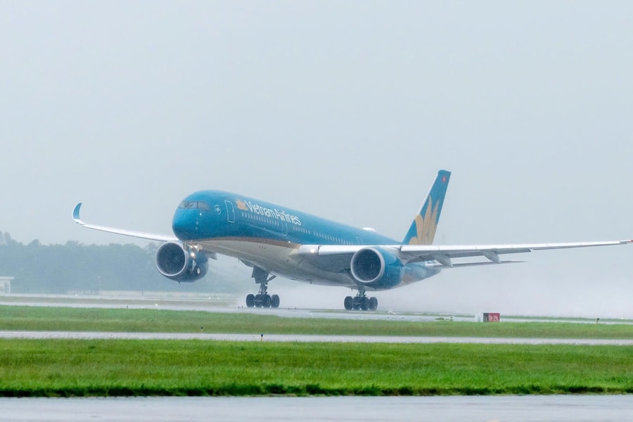 3 cảng hàng không nằm trong vùng ảnh hưởng trực tiếp của bão số 12