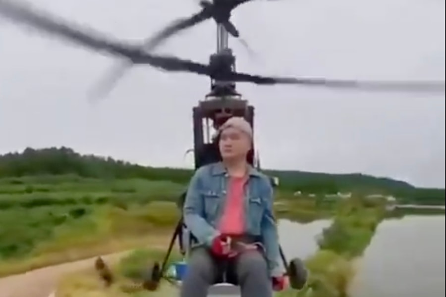 Video KOL Trung Quốc gặp nạn khi livestream lái trực thăng