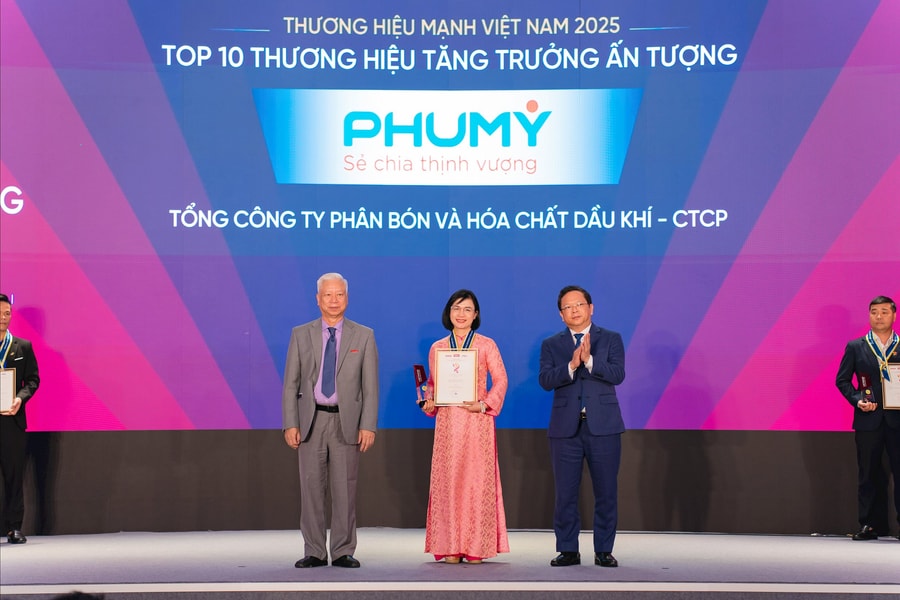 Phú Mỹ - PVFCCo xuất sắc tiếp tục đạt danh hiệu kép Top 50 Thương hiệu Mạnh và Top 50 Công ty kinh doanh hiệu quả nhất 2025