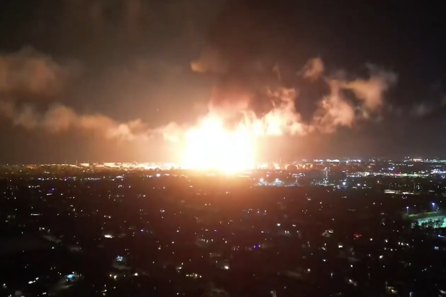 Video nhà máy lọc dầu nổ như 'bom hạt nhân' ở Mỹ