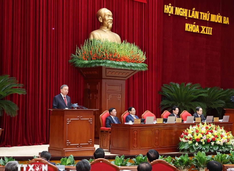 Biểu quyết giới thiệu nhân sự Ban Chấp hành Trung ương khóa XIV