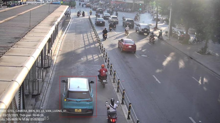 Hơn 1.100 người bị camera A.I ghi hình không đội mũ bảo hiểm trong một tuần