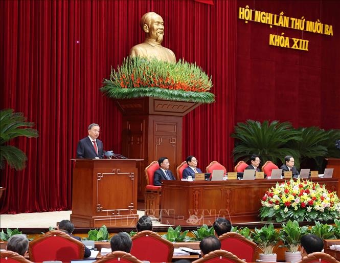 Khai mạc Hội nghị lần thứ mười ba, Ban Chấp hành Trung ương Đảng khoá XIII