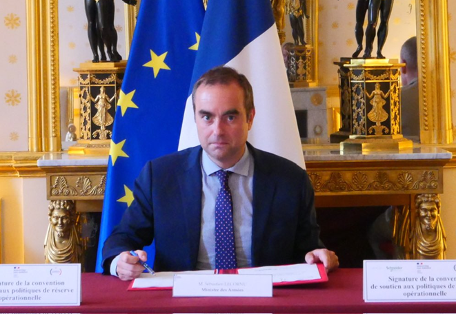 Thủ tướng mới của Pháp bất ngờ từ chức