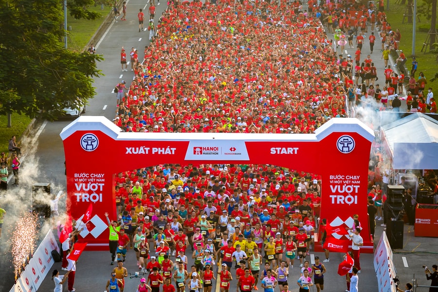 Giải Marathon Quốc tế Hà Nội Techcombank Mùa thứ 4 thu hút hơn 13.000 vận động viên tham dự