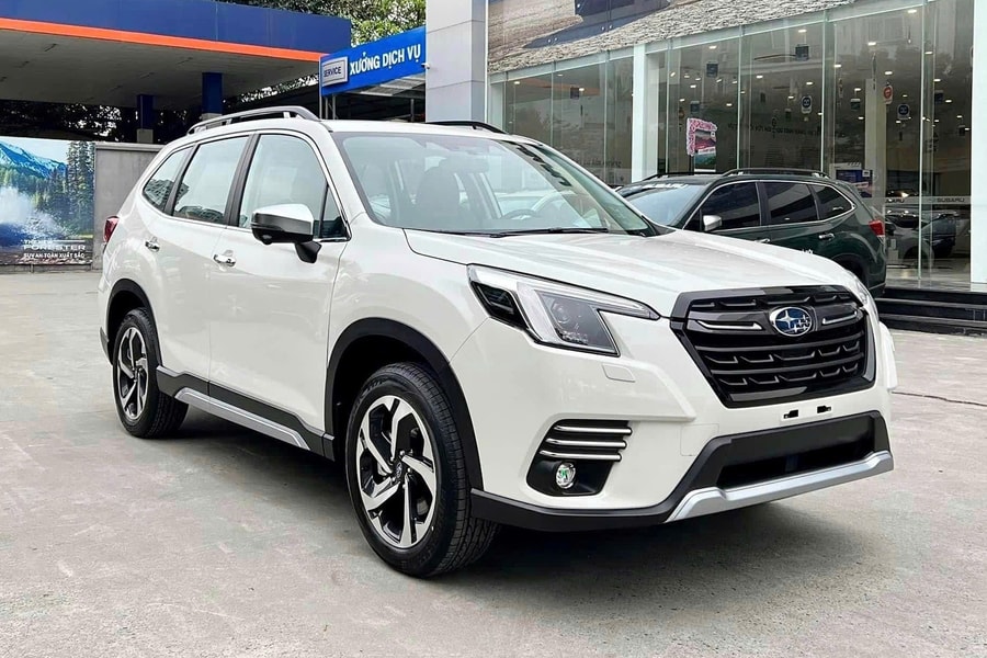 Subaru Forester giảm giá sâu tại đại lý, dọn kho chờ bản mới