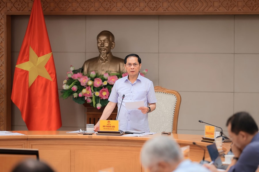 Phó Thủ tướng Bùi Thanh Sơn 'chốt' tiến độ loạt dự án trọng điểm ngành năng lượng