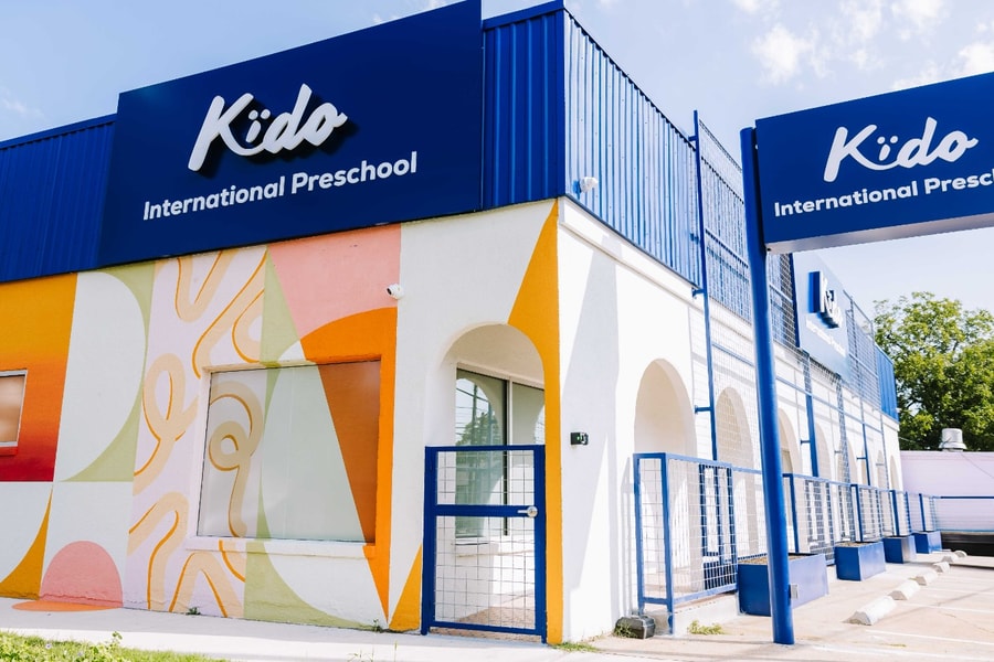 Bắt 2 nghi phạm tấn công mạng đánh cắp dữ liệu hơn 8.000 trẻ em ở London