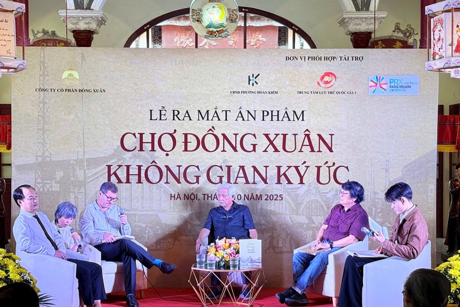 'Chợ Đồng Xuân – Không gian ký ức': Ấn phẩm tôn vinh giá trị văn hóa phố cổ Hà Nội