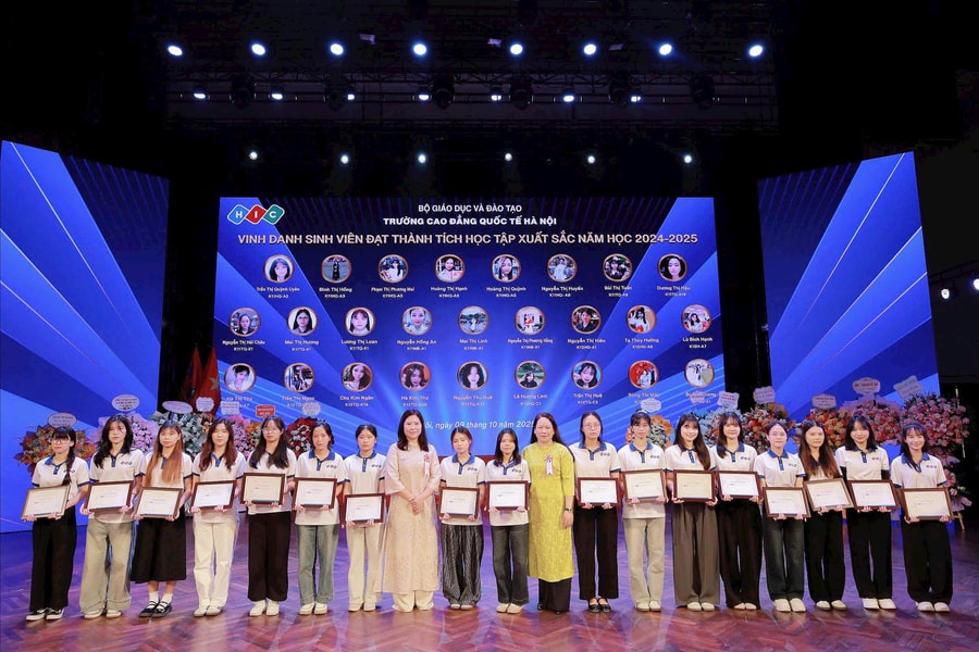 HIC khơi dậy tinh thần “Chủ động – Công nghệ – Hội nhập – Sáng tạo” trong năm học mới