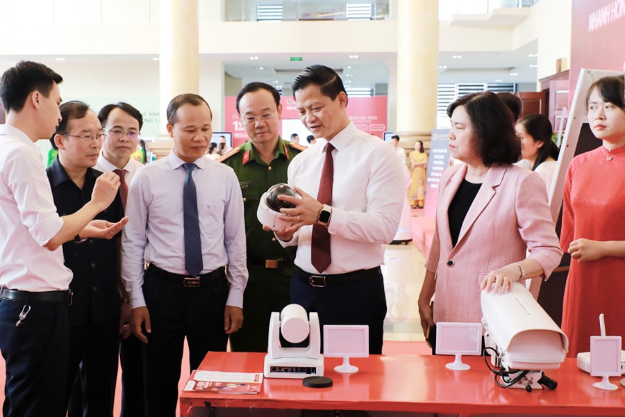 Bắc Ninh: “Chuyển đổi số - nhanh hơn, hiệu quả hơn, gần dân hơn”