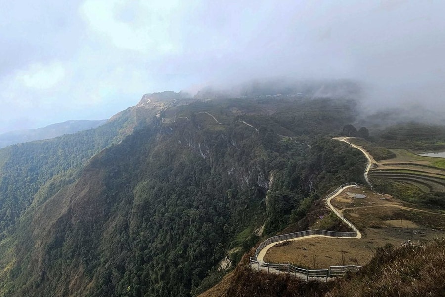 'Mê hoặc' với thác bay Cát Chùa Sì