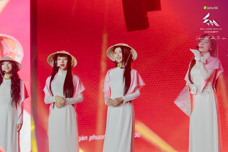 'Em xinh say hi' mang năng lượng tích cực, chung tay ủng hộ đồng bào vùng lũ