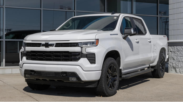 Đổ nhiên liệu máy bay vào xe diesel, hậu quả ra sao?