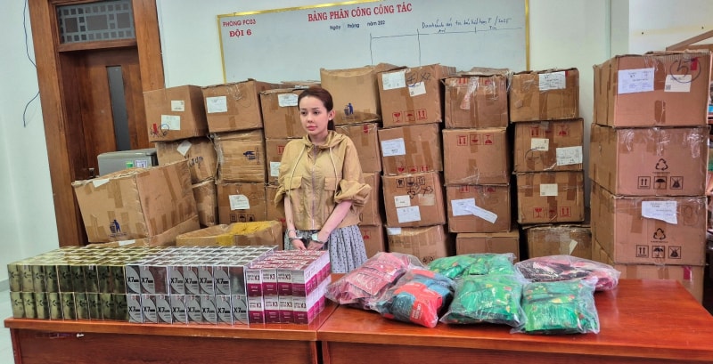 Ngân 98 'vướng vòng lao lý': Công ty vốn 200 triệu, mẹ làm giám đốc, con chỉ đạo mọi việc