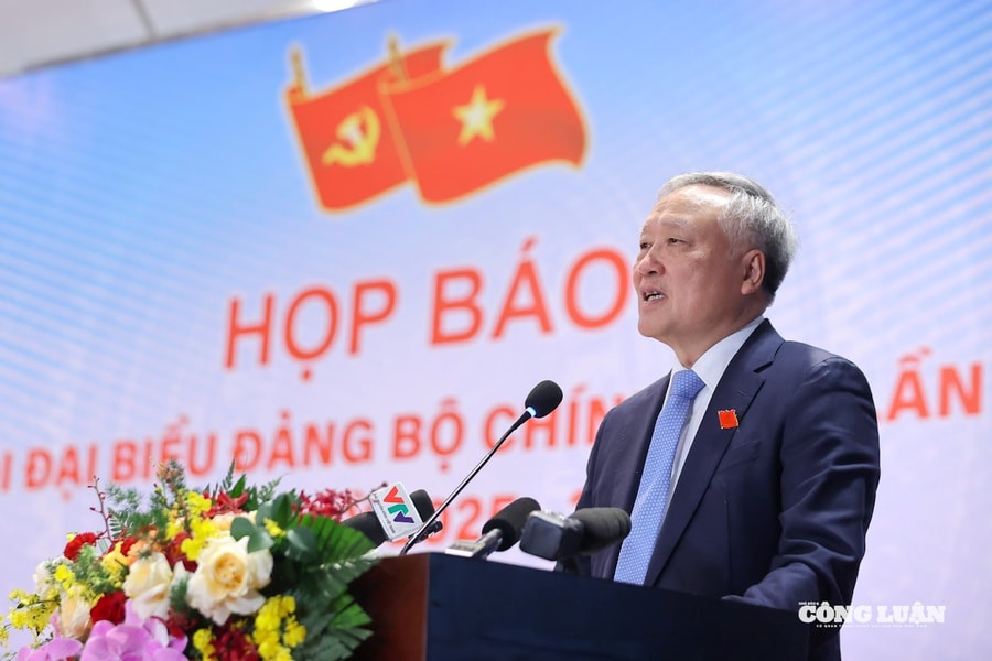 Hành trang Chính phủ mang vào nhiệm kỳ mới: Quyết tâm, khát vọng phát triển và tư duy đổi mới