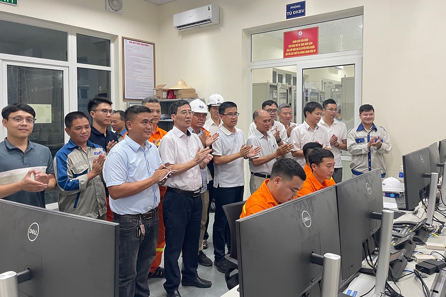 Đóng điện thành công Dự án Trạm biến áp 220kV Gia Lộc và đường dây đấu nối