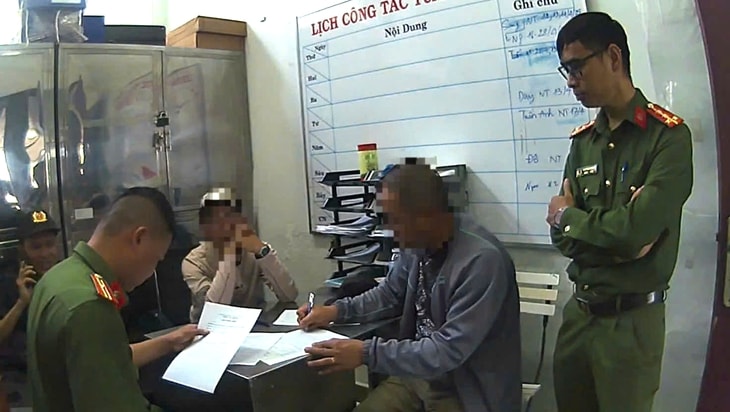 Công an Lâm Đồng thông tin vụ clip 'tố' Cảnh sát cơ động cản người đặt taxi công nghệ ở sân bay