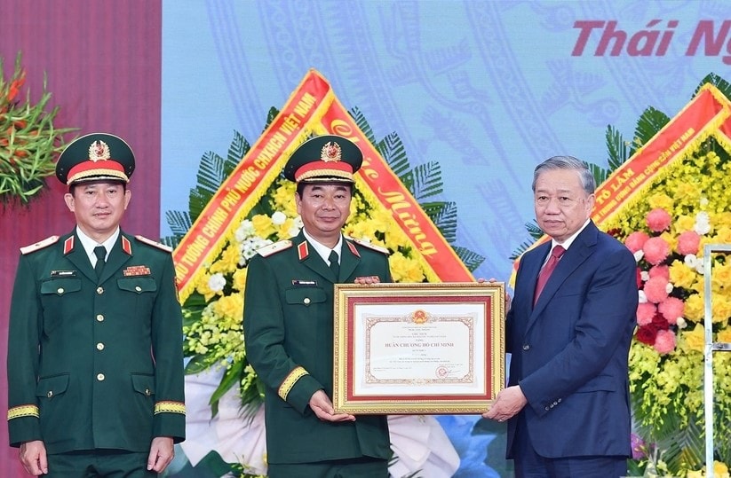 Xây dựng thế trận quốc phòng toàn dân gắn với thế trận an ninh nhân dân vững chắc