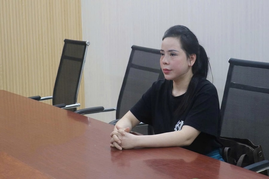 Bắt tạm giam đối tượng giả danh "khám bệnh miễn phí" để lừa bán thực phẩm chức năng