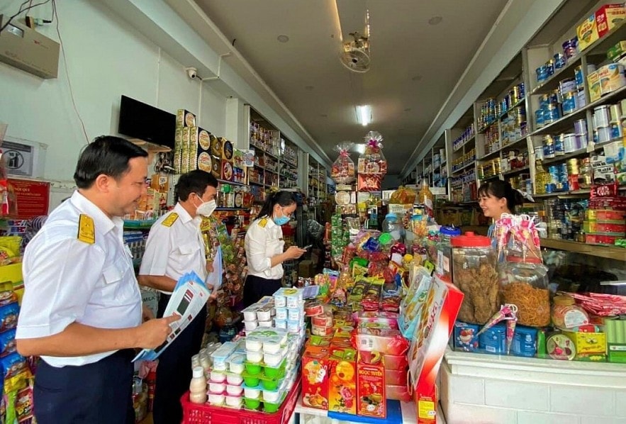 Xóa bỏ thuế khoán, tăng cường kiểm soát hộ kinh doanh ngoài sổ sách