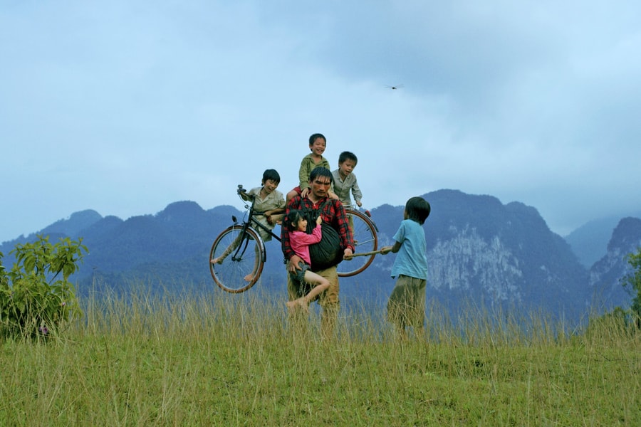 Cha cõng Con - khúc hát ru của tình phụ tử được khán giả kêu gọi trở lại Rạp