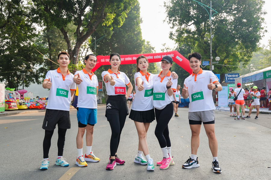 Sôi động Giải chạy 'Phụ nữ chạy hưởng ứng Vì môi trường không khói thuốc'